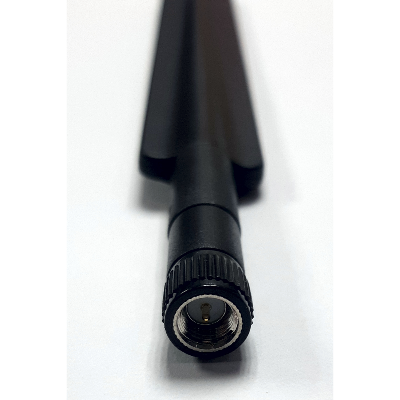213523-0001 690-2690MHz EXTERNAL LTE ANTENNA SMA J (Антенна сотовой связи)