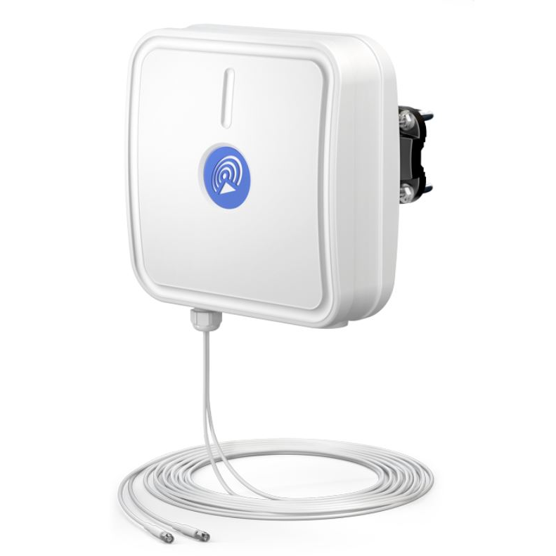 Секторная антенна QuPanel LTE HP MIMO 2x2, LTE, 10м кабель, SMA разъём